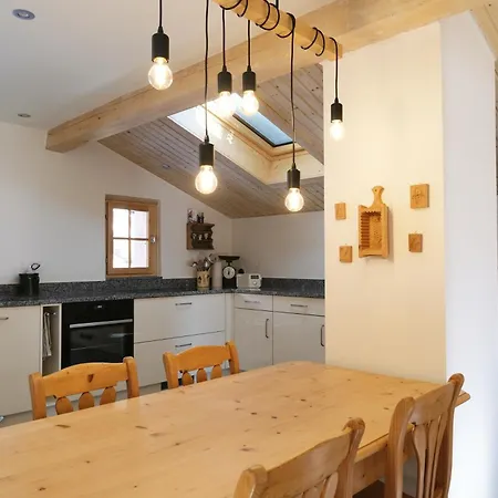 3,5 Attikawohnung Mit Traumaussicht Apartment *