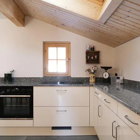 Apartment 3,5 Attikawohnung Mit Traumaussicht *